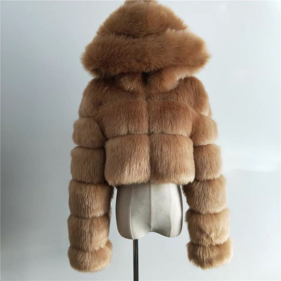 Manteau Aurora en Fourrure en 14 couleurs